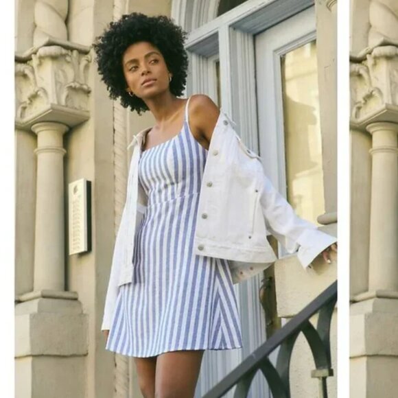 Old Navy Dresses & Skirts - Old Navy White & Blue Striped Fit & Flare Linen-Blend Mini Dress L